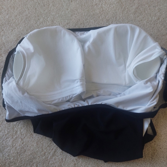 Gottex Swimsuit Timeless Mastectomy One Piece, Size 18, Black / White - Picture 10 of 16